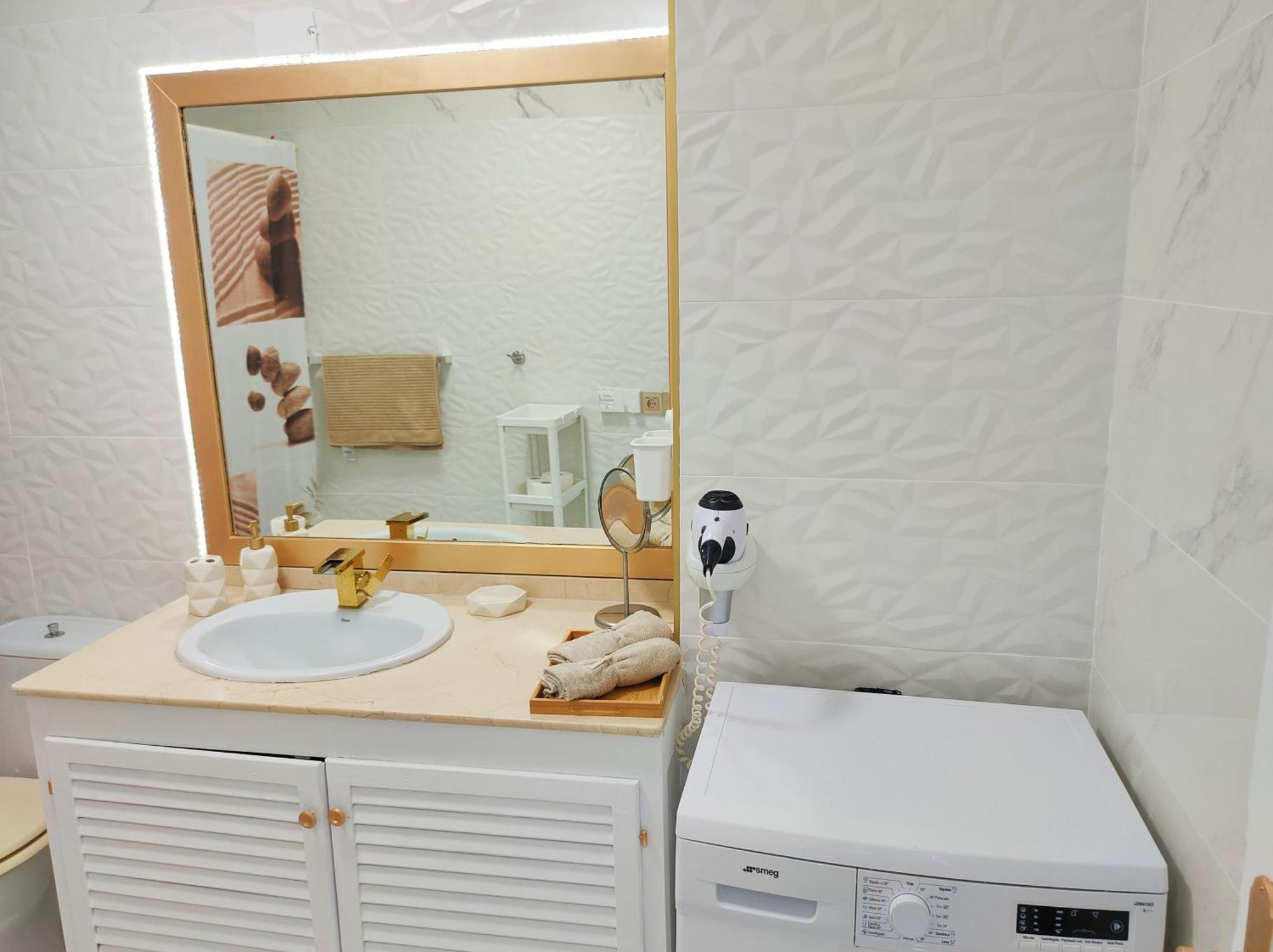 Lovely Apartment Top Views, Heated Pool, Great Location San Miguel de Abona Extérieur photo