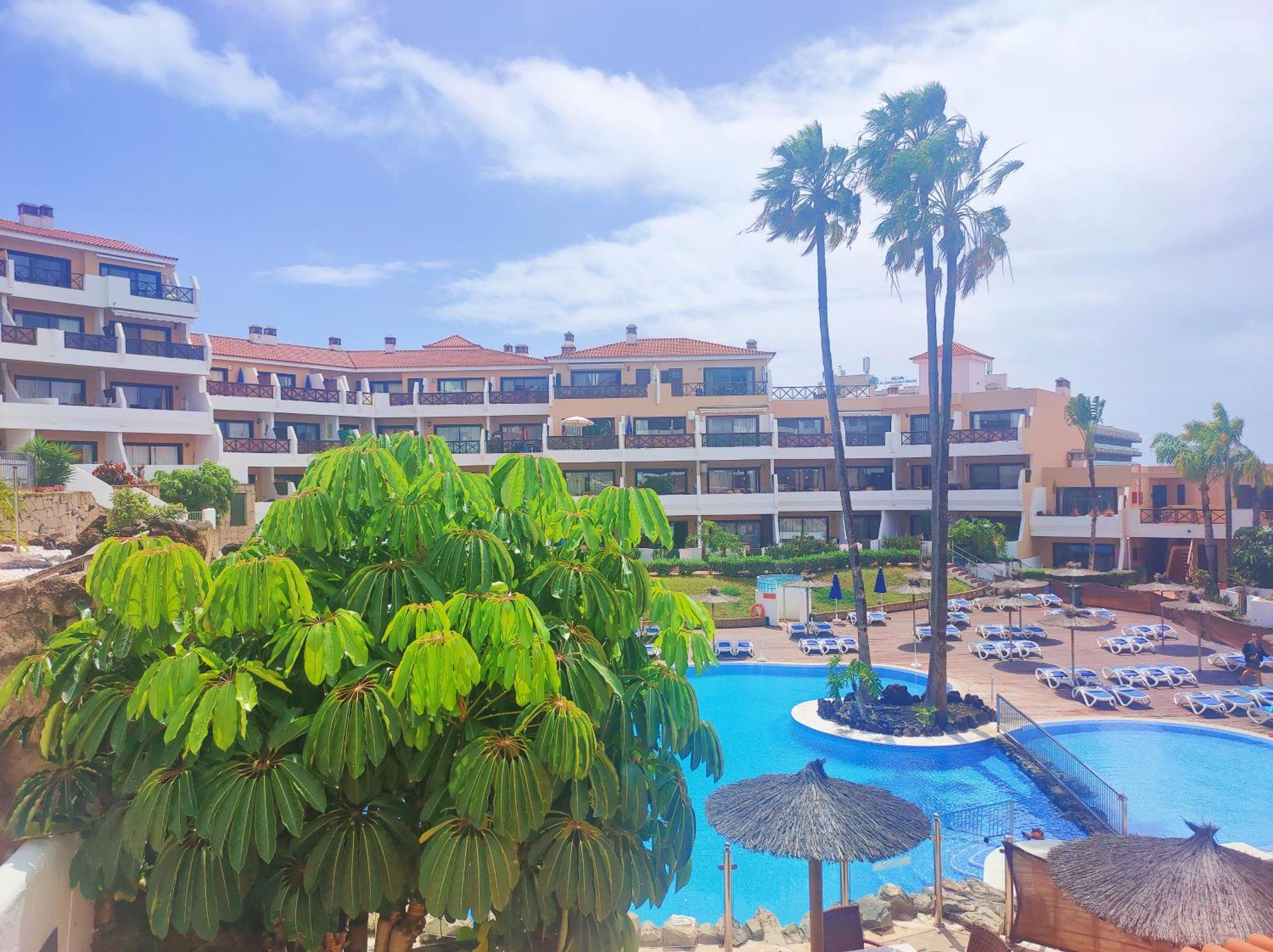 Lovely Apartment Top Views, Heated Pool, Great Location San Miguel de Abona Extérieur photo